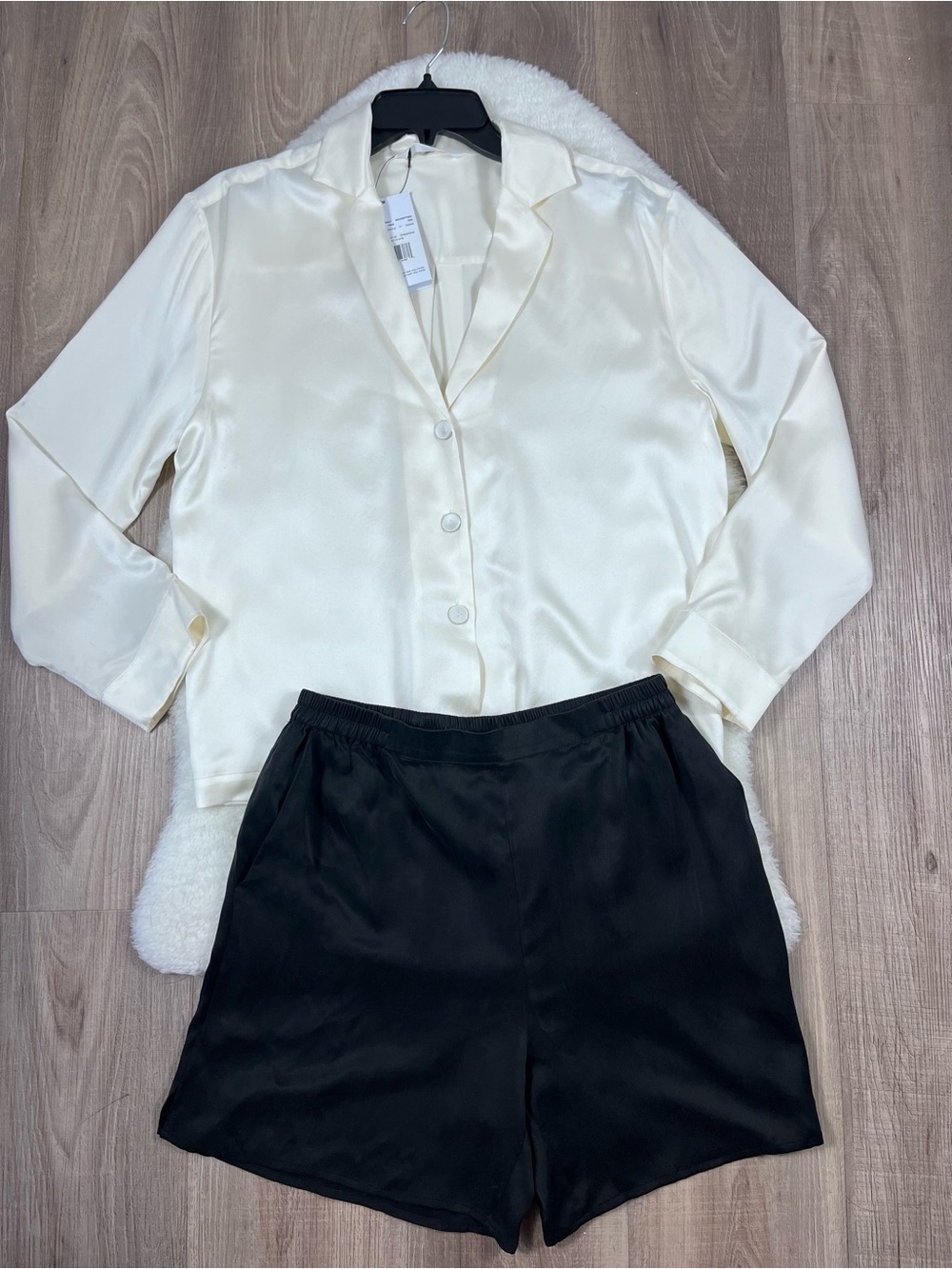 Lunya washable silk button up shorts pajamas